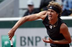 雷速体育比分直播-日本网球队险胜欧洲网球队，兹维列夫打破历史纪录的简单介绍