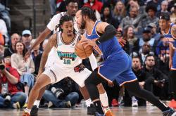 雷速体育-灰熊碾压国王，布伦森扛起全队