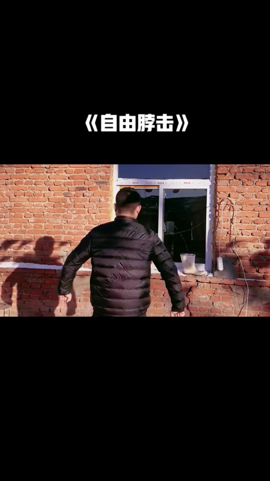 包含东南亚球队披荆斩棘，战胜强敌的词条