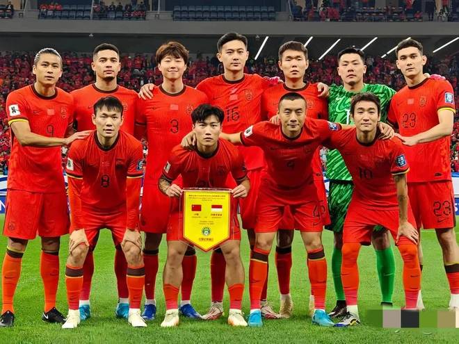 国内足球运动员再掀狂热比赛激情