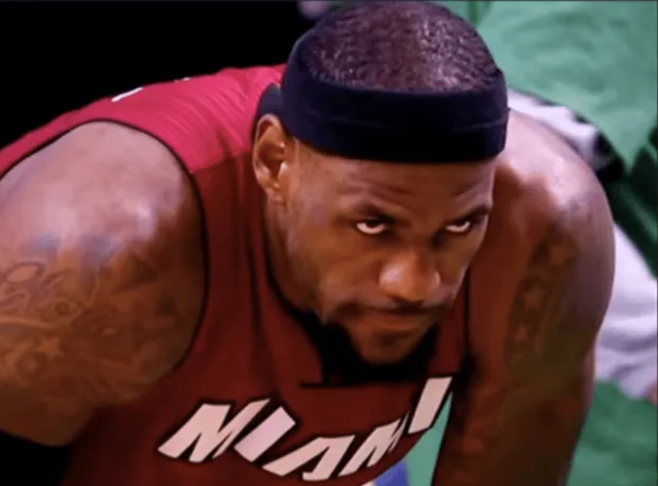 运动员训练甚笨皇上威严,克服困难挑战自我突破的简单介绍 运动员训练甚笨皇上威严,克服困难挑战自我突破的简单介绍