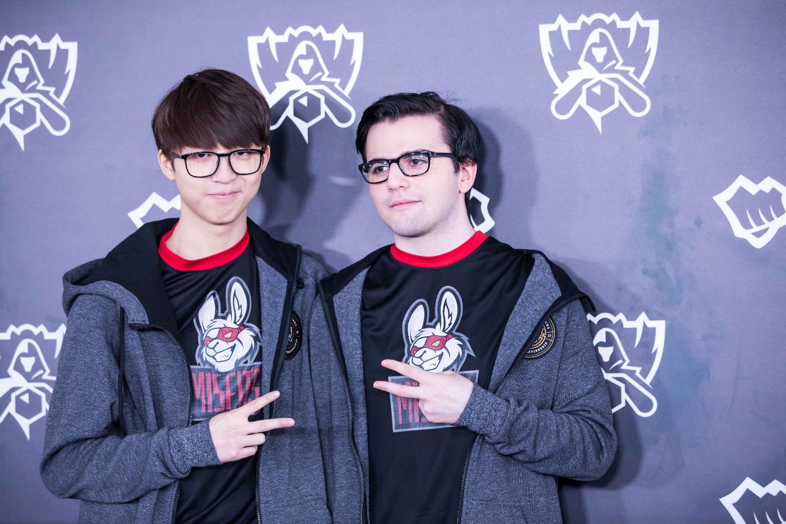 包含JDG完胜CLG,Hanssama惊艳世界的词条 包含JDG完胜CLG,Hanssama惊艳世界的词条