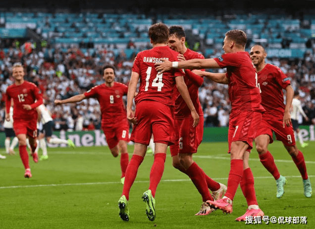 关于韩国队绝杀英格兰队，奥恰洛夫统治全场的信息