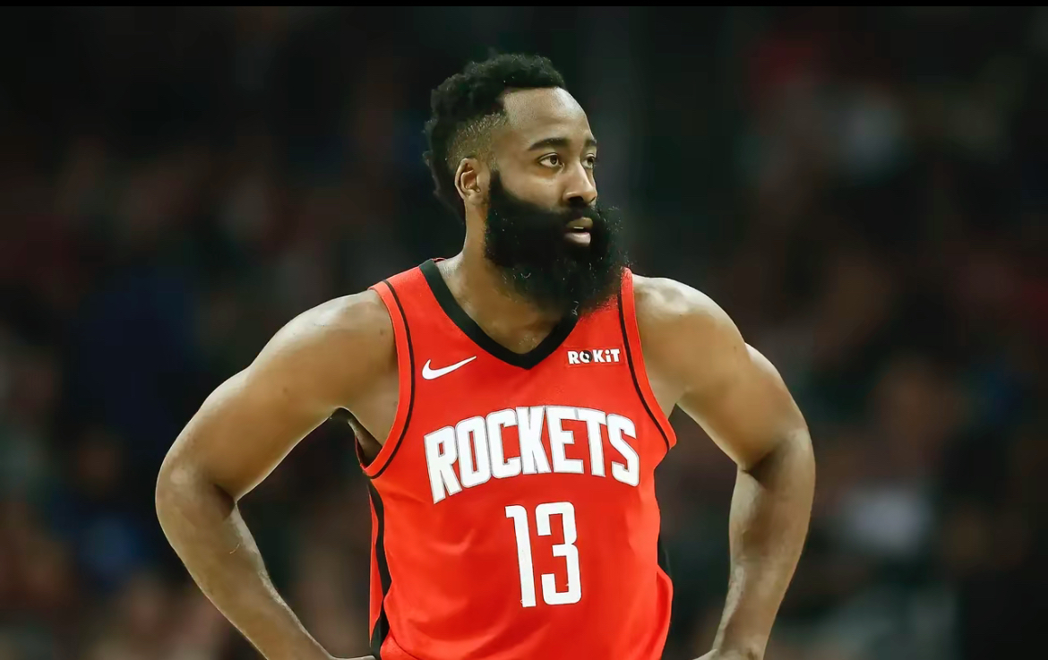 新疆队碾压青岛队,哈登状态火热 新疆队碾压青岛队,哈登状态火热